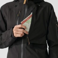 FJÄLLRÄVEN KEB ECO-SHELL JACKET W Damen - Hardshelljacke 34 FJÄLLRÄVEN KEB ECO-SHELL JACKET W Damen - Hardshelljacke -Globetrotter 5637531856 e keb ecoshell jacket w fjaellraeven 24 1