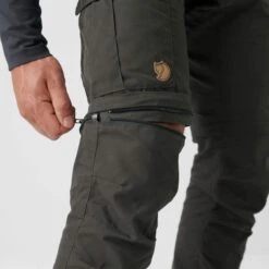 FJÄLLRÄVEN KARL PRO ZIP-OFF TROUSERS M Herren - Trekkinghose 14 FJÄLLRÄVEN KARL PRO ZIP-OFF TROUSERS M Herren - Trekkinghose -Globetrotter 5637539275 l karl pro zipoff trousers m fjaellraeven 24