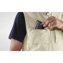 FJÄLLRÄVEN TRAVELLERS MT VEST M Herren - Weste 15 FJÄLLRÄVEN TRAVELLERS MT VEST M Herren - Weste -Globetrotter 5637699857 g travellers mt vest m fjaellraeven 24