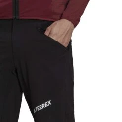 ADIDAS TECHROCK MOUNTAINEERING SOFTSHELL PANTS Herren - Softshellhose -Globetrotter 5637915364 d terrex techrock mountaineering softshell pants adidas 24